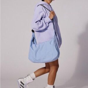 NWOT URBAN OUTFITTERS EXCLUSIVE SERENITY BLUE LARGE NYLON CRESCENT BAG